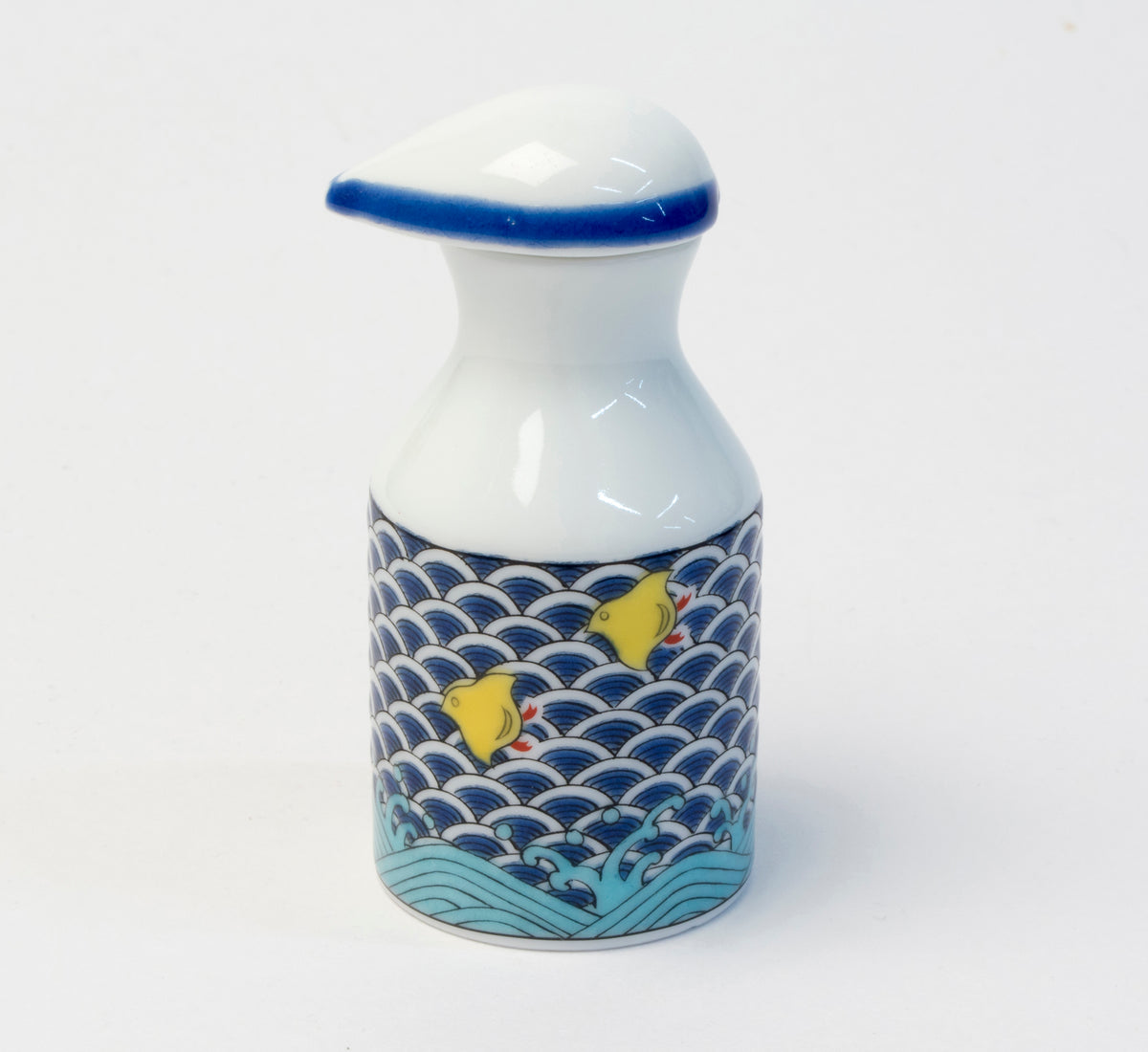 Okura China 青花 花瓶と、おまけ北一硝子醤油さし しょうゆさし